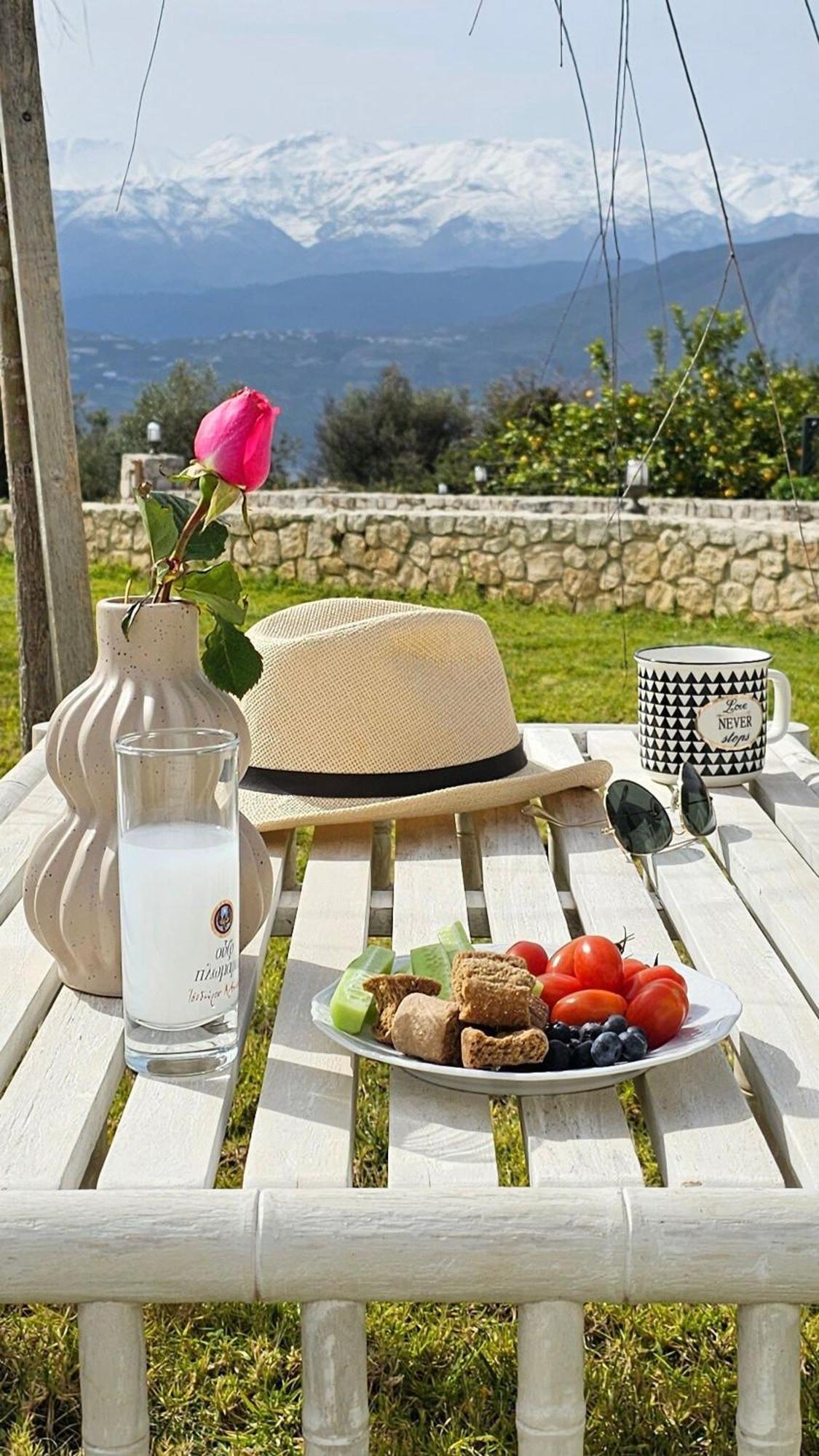 Villa Aitheras With Sea Views And Garden Sternai Экстерьер фото
